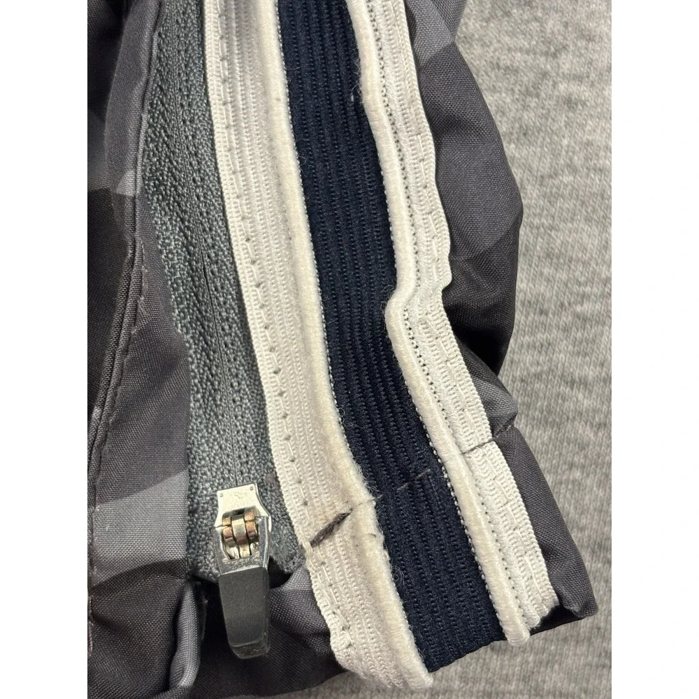 OshKosh B'Gosh Boys Track Pants Grey Camo Boys 6/6A Side Stripes Bottoms Zip